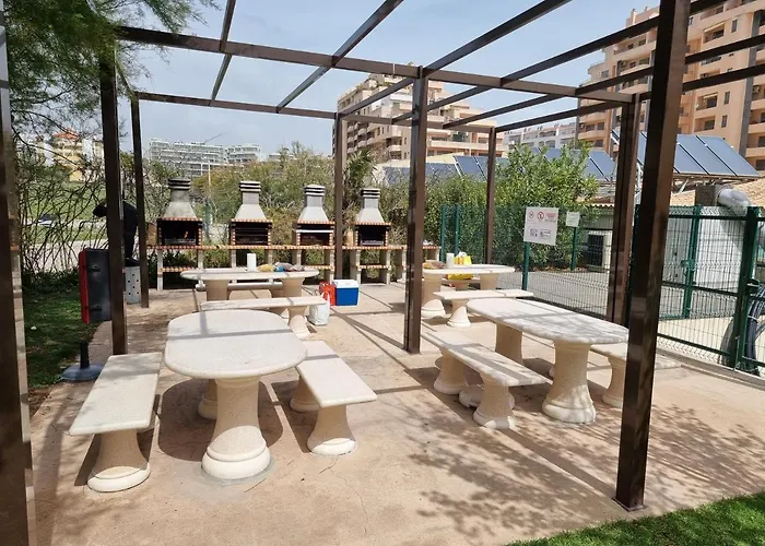 Encantador Com Piscina Aquecida * Portimão