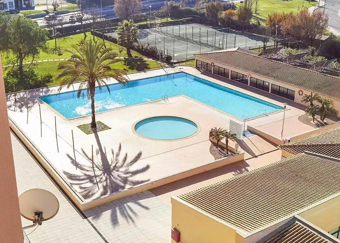 Encantador Com Piscina Aquecida Appartamento