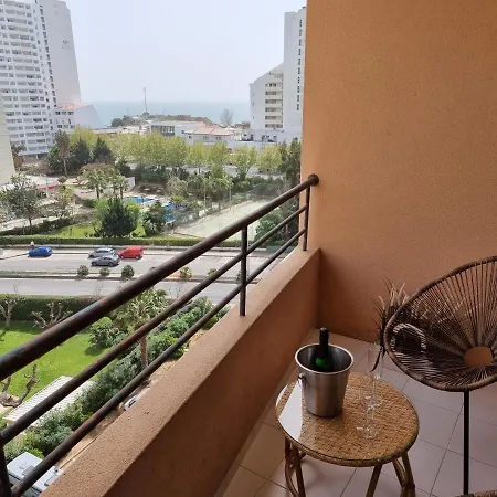 Διαμέρισμα Encantador Com Piscina Aquecida *