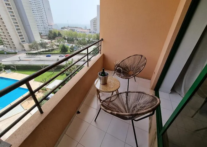 Encantador Com Piscina Aquecida