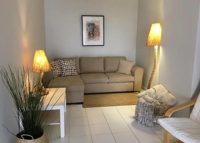 Encantador Com Piscina Aquecida * Portimao