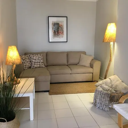 Encantador Com Piscina Aquecida * 波尔蒂芒