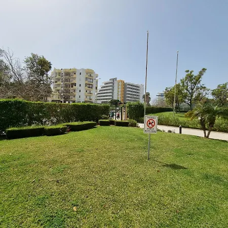 Encantador Com Piscina Aquecida 波尔蒂芒